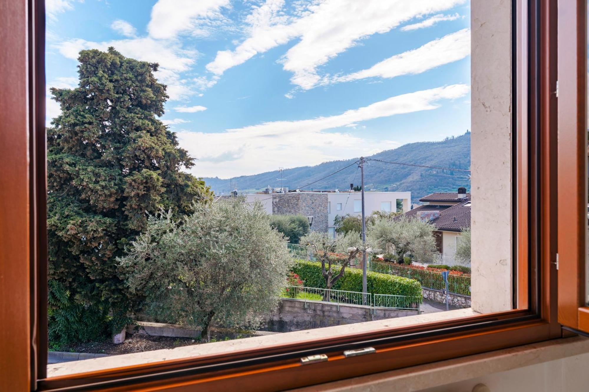 Terrazza Di Garda - Regarda Travel Γκάρντα Εξωτερικό φωτογραφία